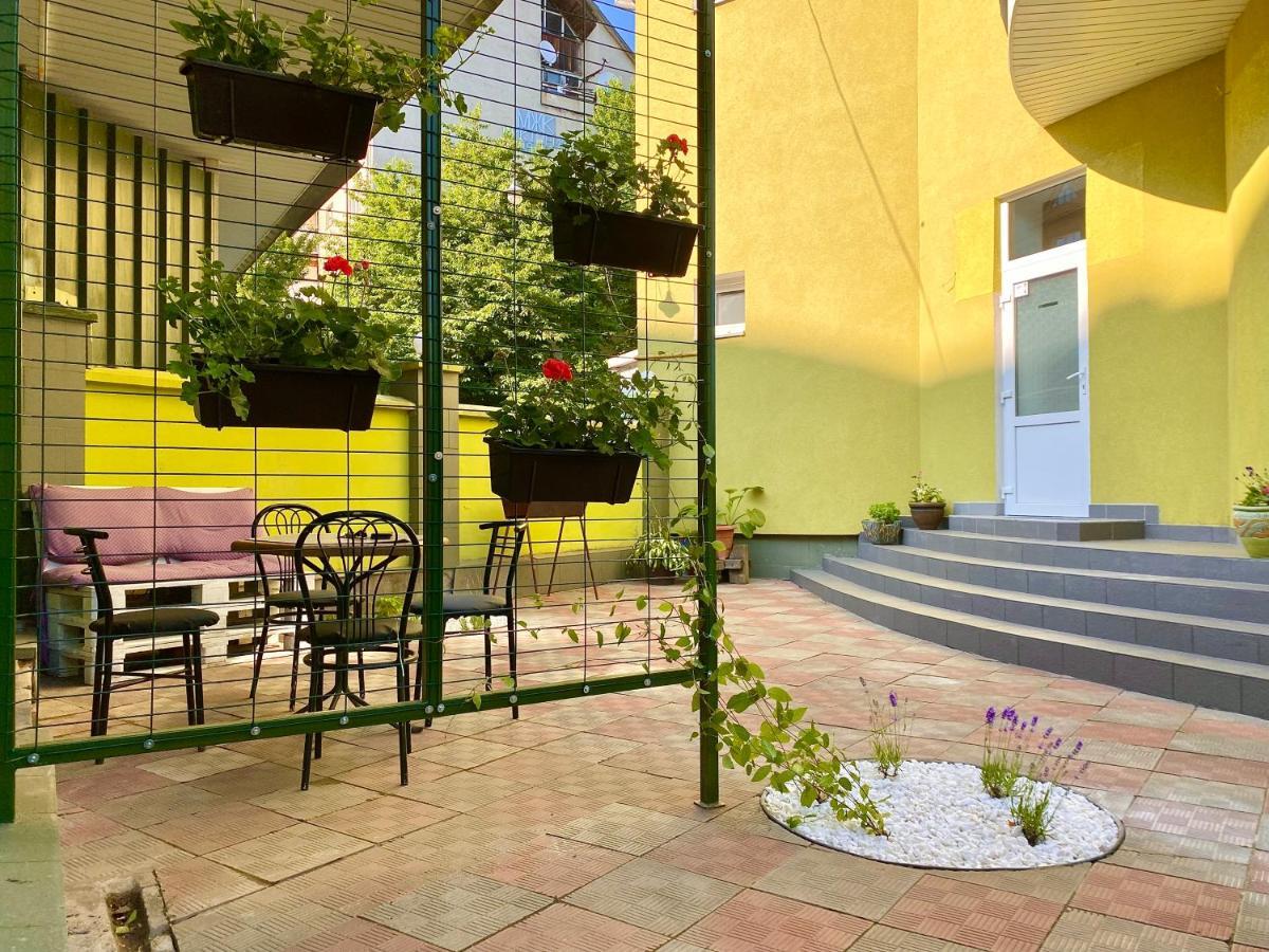 Apartmán Авіа Užhorod Exteriér fotografie