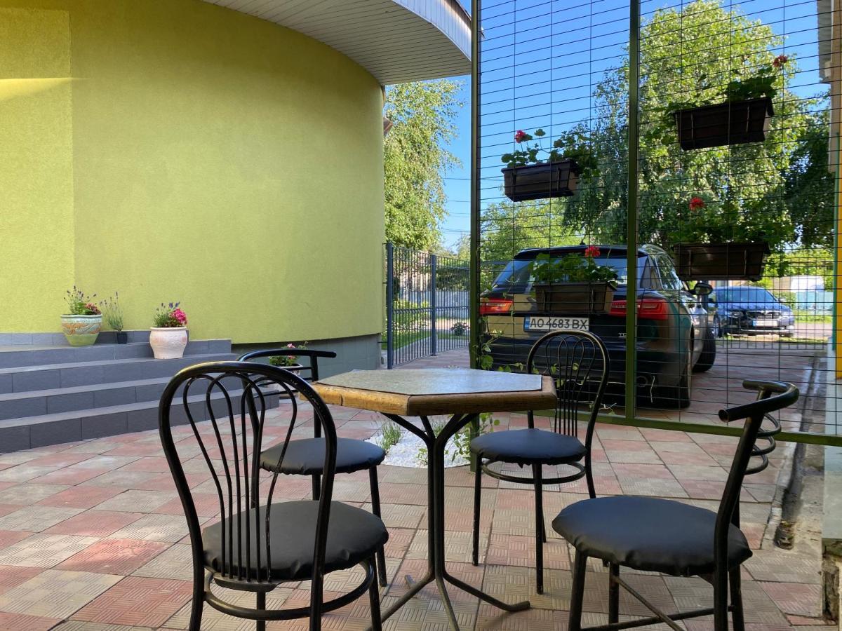 Apartmán Авіа Užhorod Exteriér fotografie
