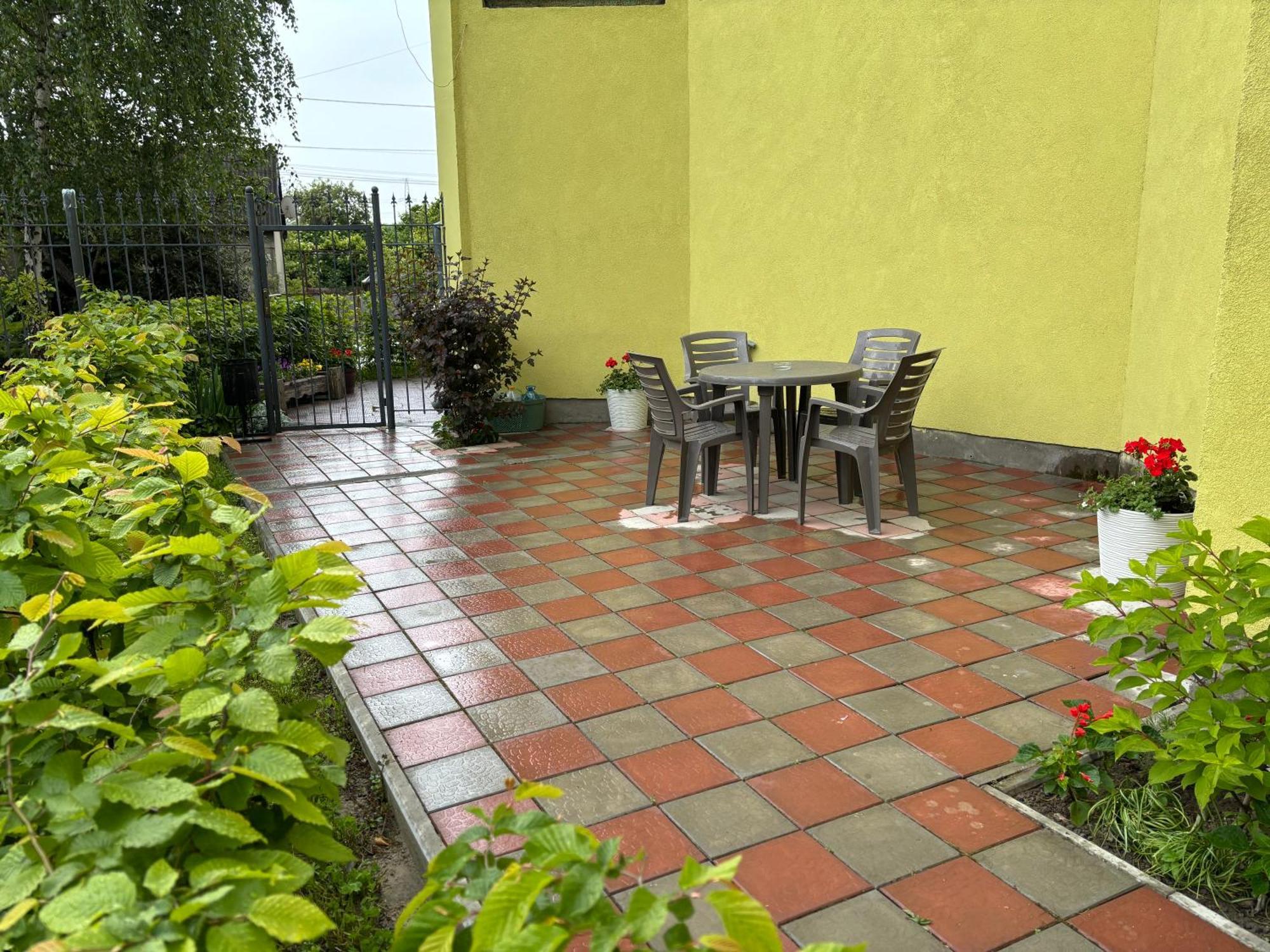 Apartmán Авіа Užhorod Exteriér fotografie