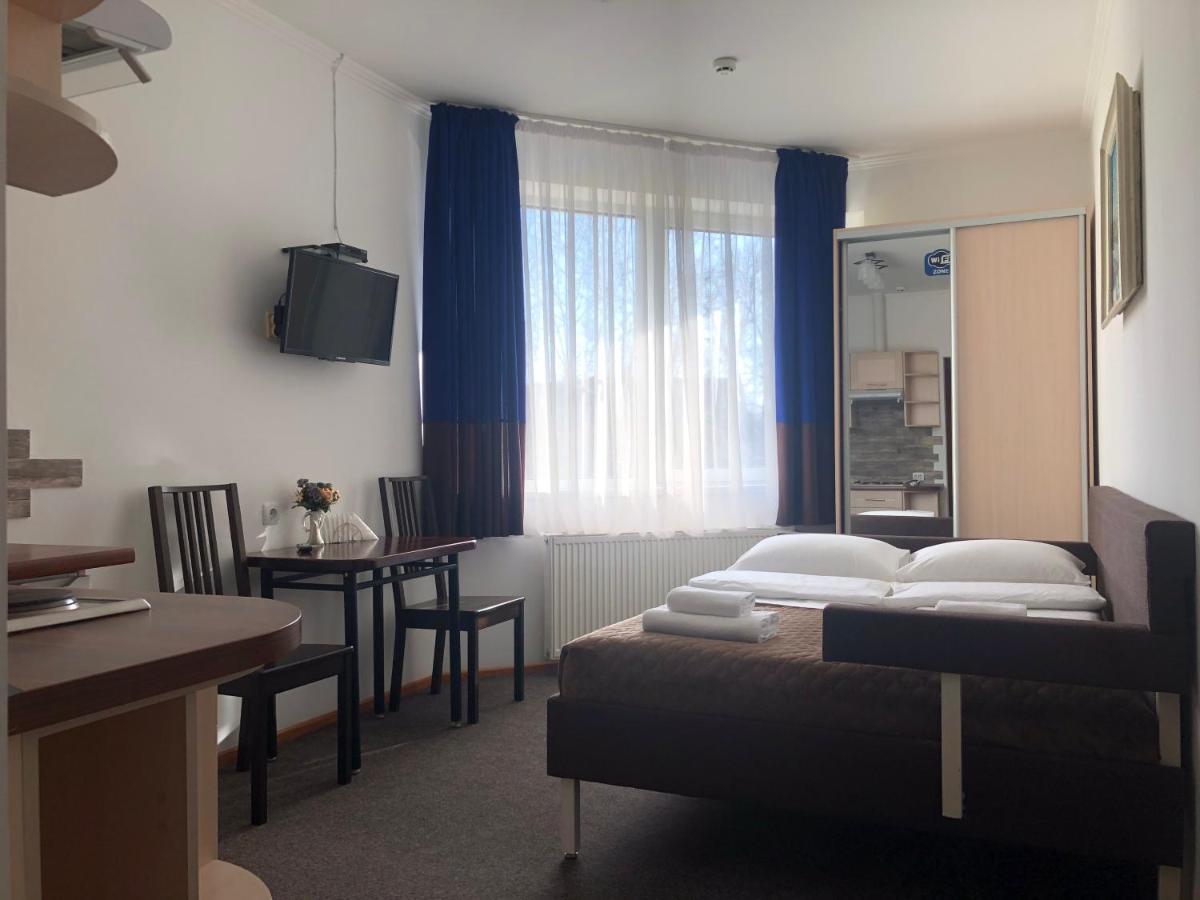 Apartmán Авіа Užhorod Exteriér fotografie