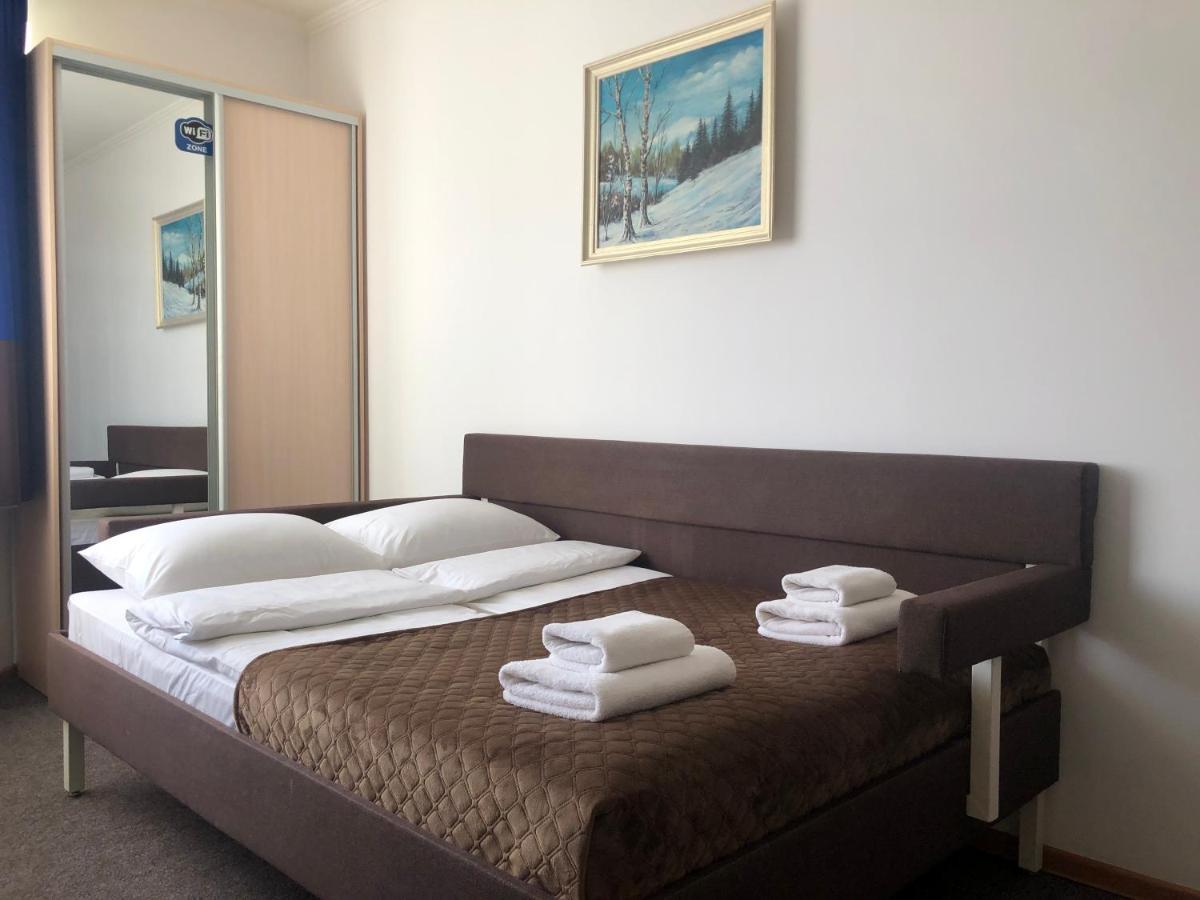 Apartmán Авіа Užhorod Exteriér fotografie
